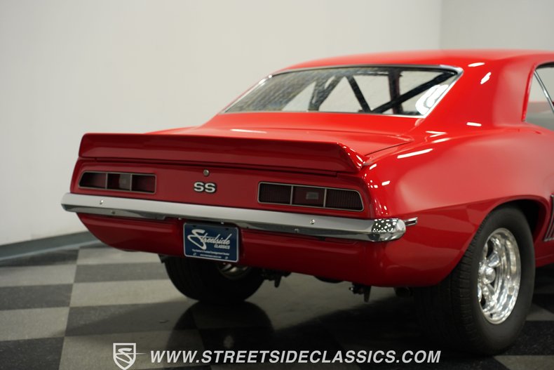 Unknown-Camaro-1969-Bolero-Red-Black-34