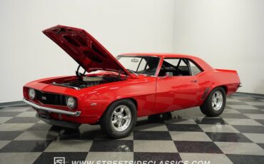 Unknown-Camaro-1969-Bolero-Red-Black-39