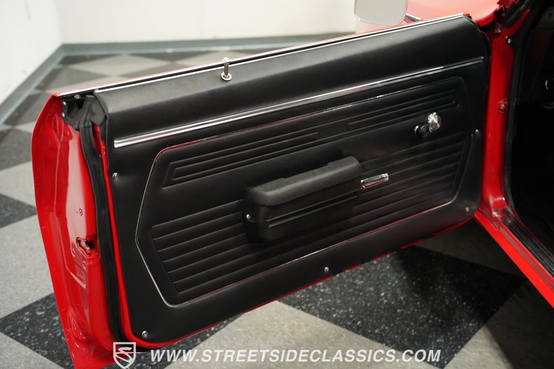 Unknown-Camaro-1969-Bolero-Red-Black-45