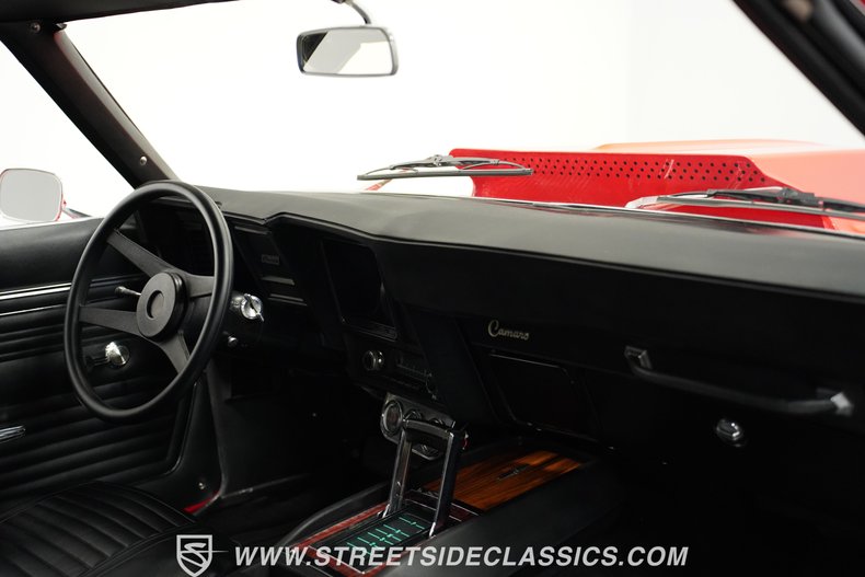 Unknown-Camaro-1969-Bolero-Red-Black-8