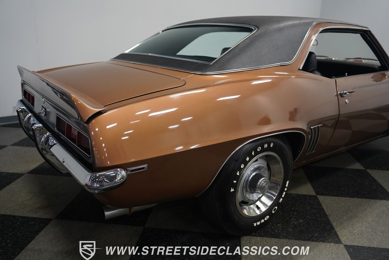 Unknown-Camaro-1969-Bronze-Black-ampamp-White-Ho-11