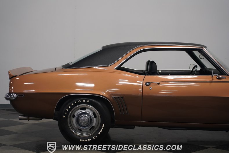 Unknown-Camaro-1969-Bronze-Black-ampamp-White-Ho-13