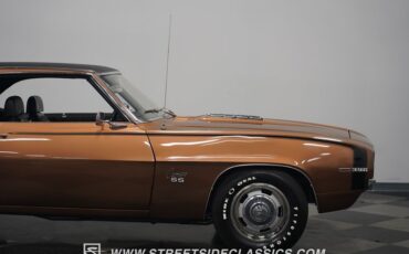 Unknown-Camaro-1969-Bronze-Black-ampamp-White-Ho-14