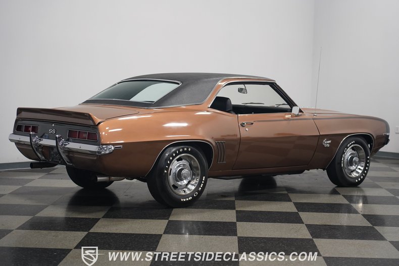 Unknown-Camaro-1969-Bronze-Black-ampamp-White-Ho-20