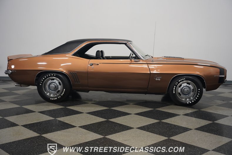 Unknown-Camaro-1969-Bronze-Black-ampamp-White-Ho-21
