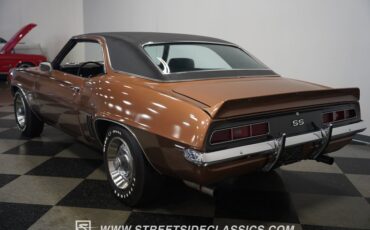 Unknown-Camaro-1969-Bronze-Black-ampamp-White-Ho-8