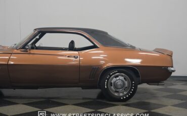 Unknown-Camaro-1969-Bronze-Black-ampamp-White-Ho-9