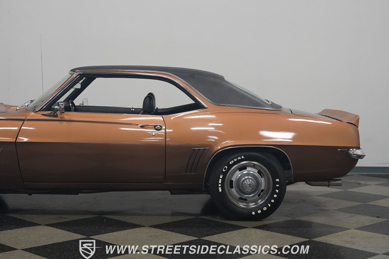 Unknown-Camaro-1969-Bronze-Black-ampamp-White-Ho-9