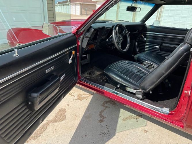 Unknown-Camaro-1969-Burgundy-Black-17