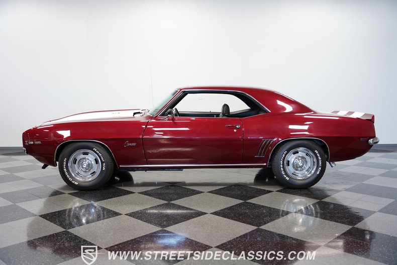 Unknown-Camaro-1969-Burgundy-Black