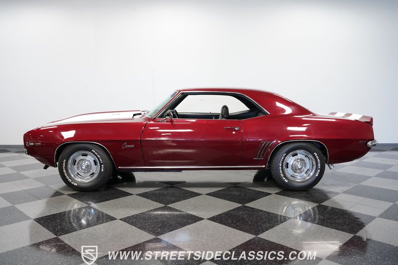 Unknown-Camaro-1969-Burgundy-Black-21
