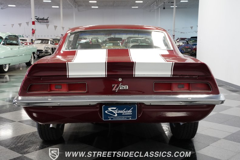 Unknown-Camaro-1969-Burgundy-Black-24