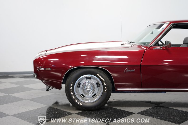 Unknown-Camaro-1969-Burgundy-Black-38