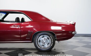 Unknown-Camaro-1969-Burgundy-Black-39
