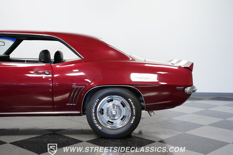 Unknown-Camaro-1969-Burgundy-Black-39