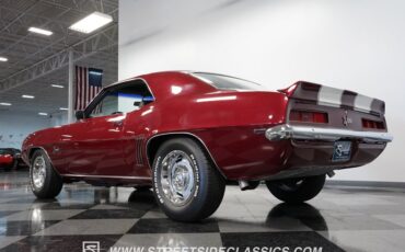 Unknown-Camaro-1969-Burgundy-Black-40