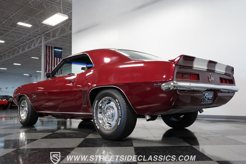 Unknown-Camaro-1969-Burgundy-Black-40