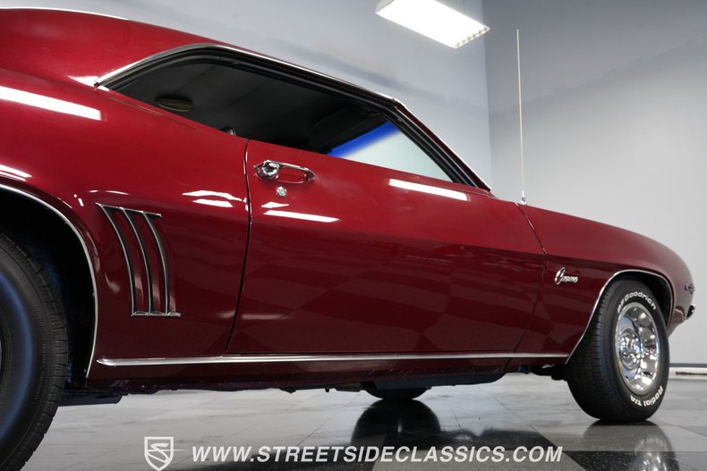 Unknown-Camaro-1969-Burgundy-Black-44