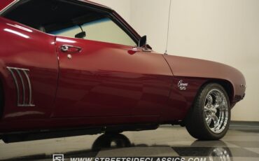 Unknown-Camaro-1969-Burgundy-Black-ampamp-White-Ho-43