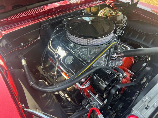Unknown-Camaro-1969-Burgundy-White-17
