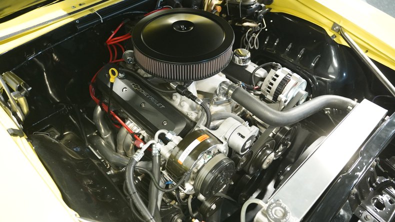 Unknown-Camaro-1969-Daytona-Yellow-Black-29