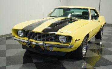 Unknown-Camaro-1969-Daytona-Yellow-Black-30