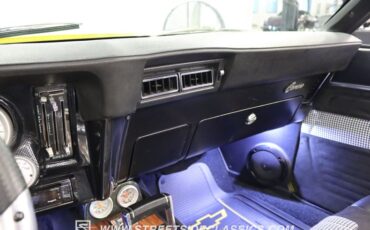 Unknown-Camaro-1969-Daytona-Yellow-Black-ampamp-White-Ho-10