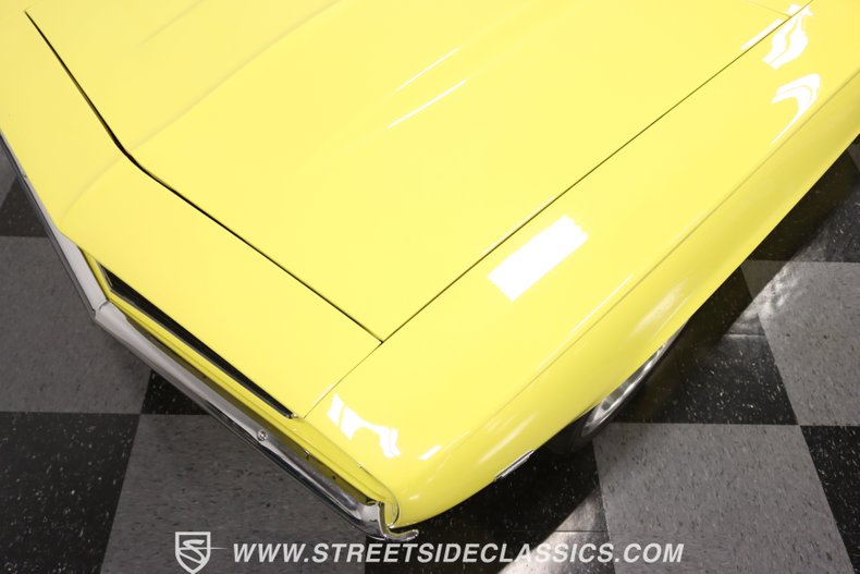 Unknown-Camaro-1969-Daytona-Yellow-Black-ampamp-White-Ho-14