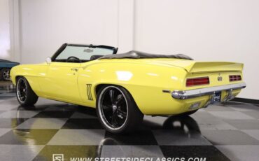 Unknown-Camaro-1969-Daytona-Yellow-Black-ampamp-White-Ho-16