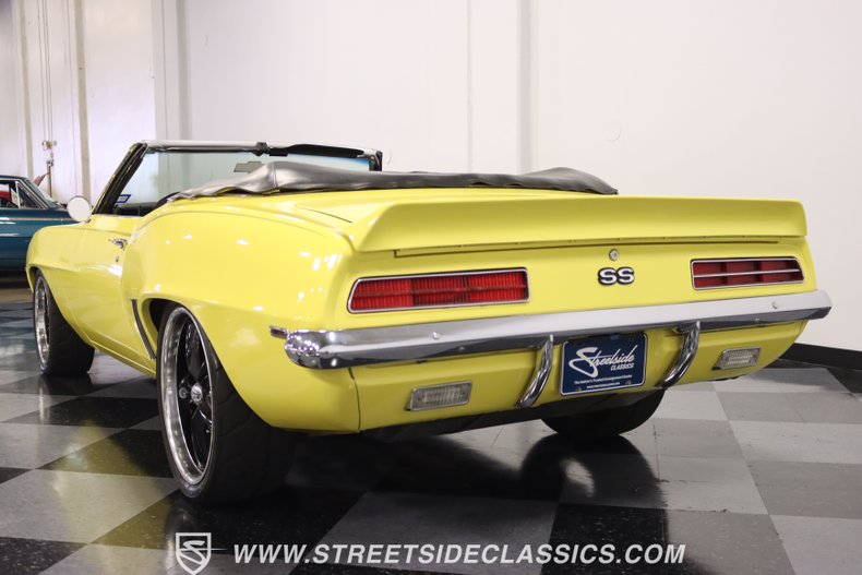 Unknown-Camaro-1969-Daytona-Yellow-Black-ampamp-White-Ho-17