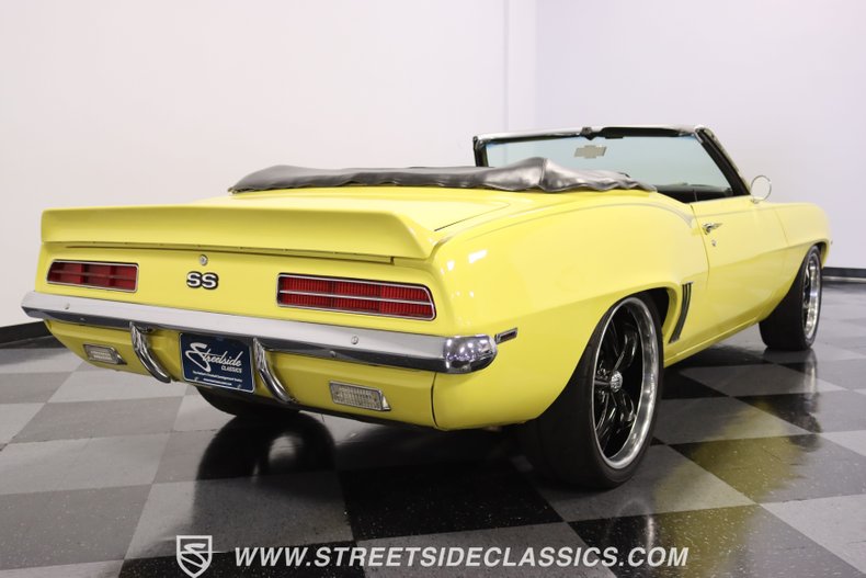 Unknown-Camaro-1969-Daytona-Yellow-Black-ampamp-White-Ho-20