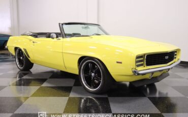 Unknown-Camaro-1969-Daytona-Yellow-Black-ampamp-White-Ho-23