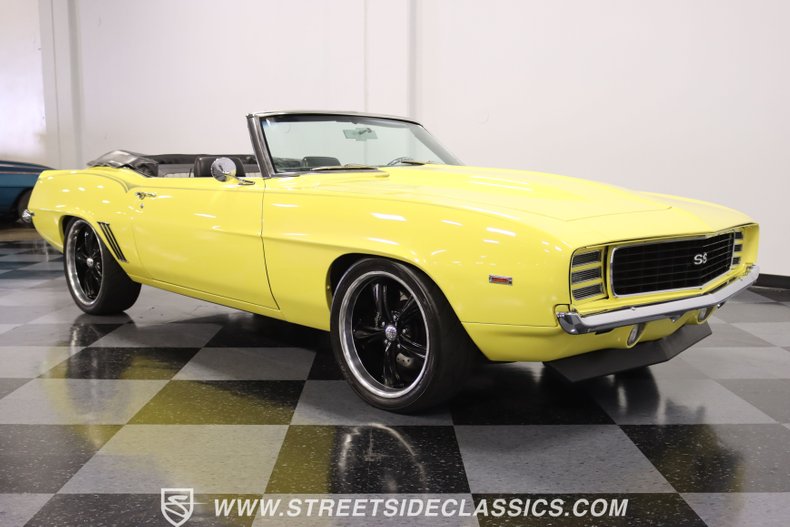 Unknown-Camaro-1969-Daytona-Yellow-Black-ampamp-White-Ho-23