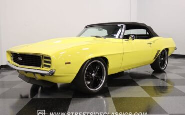 Unknown-Camaro-1969-Daytona-Yellow-Black-ampamp-White-Ho-29