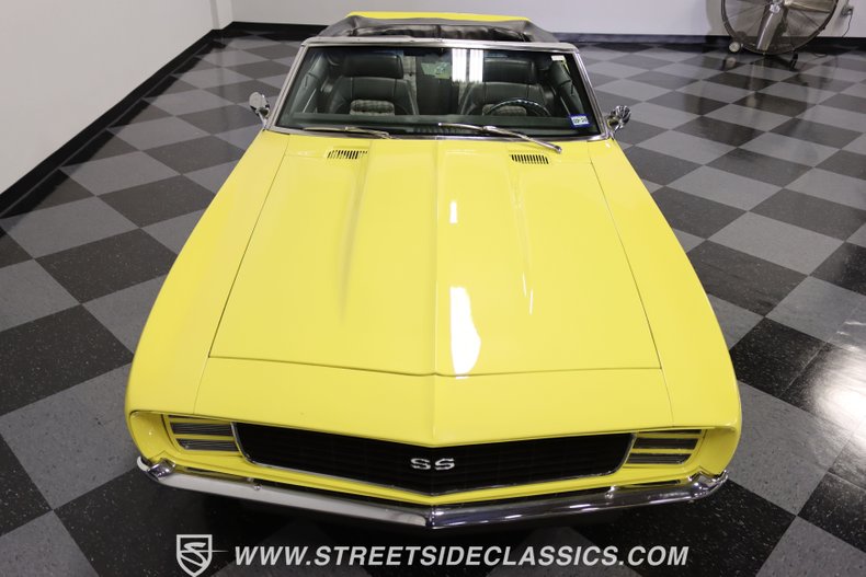 Unknown-Camaro-1969-Daytona-Yellow-Black-ampamp-White-Ho-32