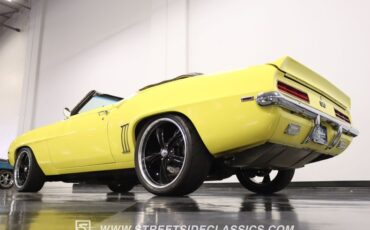 Unknown-Camaro-1969-Daytona-Yellow-Black-ampamp-White-Ho-33