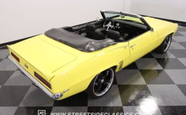 Unknown-Camaro-1969-Daytona-Yellow-Black-ampamp-White-Ho-34