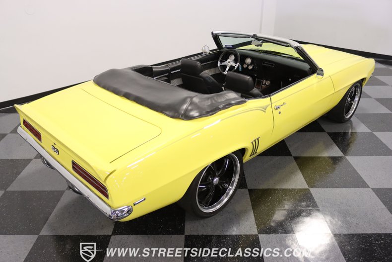 Unknown-Camaro-1969-Daytona-Yellow-Black-ampamp-White-Ho-34