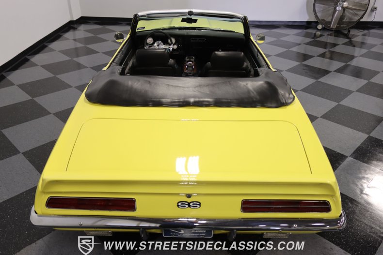 Unknown-Camaro-1969-Daytona-Yellow-Black-ampamp-White-Ho-35