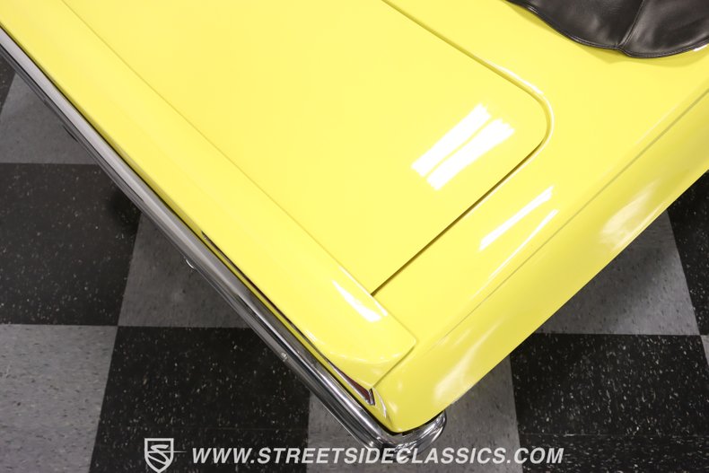 Unknown-Camaro-1969-Daytona-Yellow-Black-ampamp-White-Ho-36