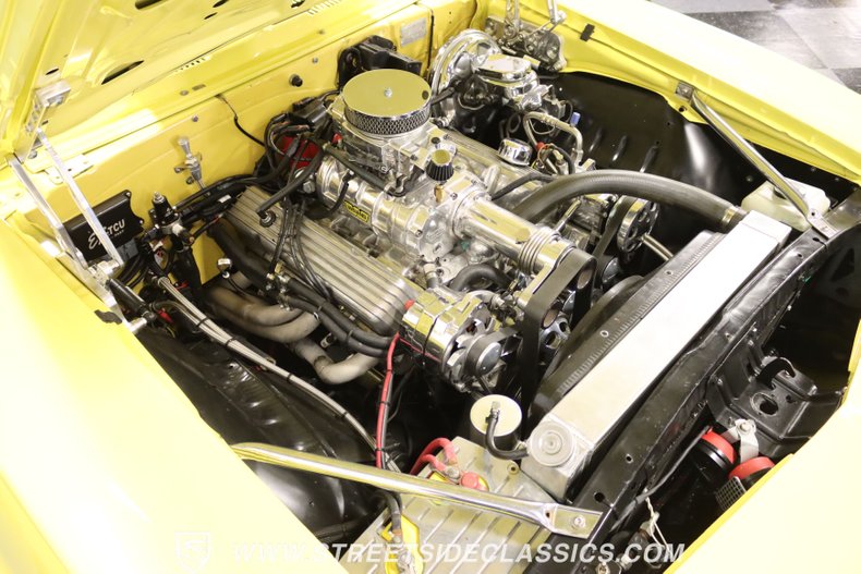 Unknown-Camaro-1969-Daytona-Yellow-Black-ampamp-White-Ho-42