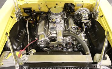Unknown-Camaro-1969-Daytona-Yellow-Black-ampamp-White-Ho-43