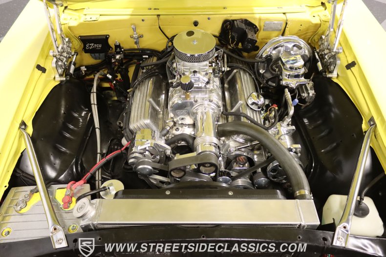 Unknown-Camaro-1969-Daytona-Yellow-Black-ampamp-White-Ho-43