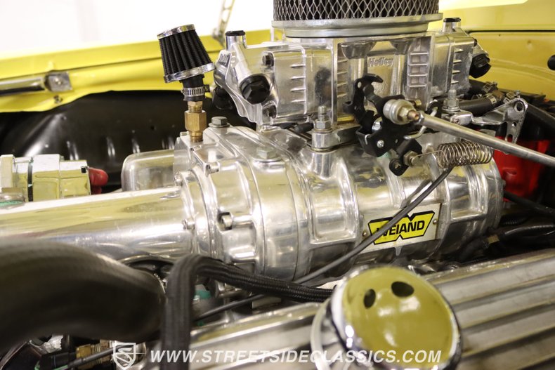 Unknown-Camaro-1969-Daytona-Yellow-Black-ampamp-White-Ho-46