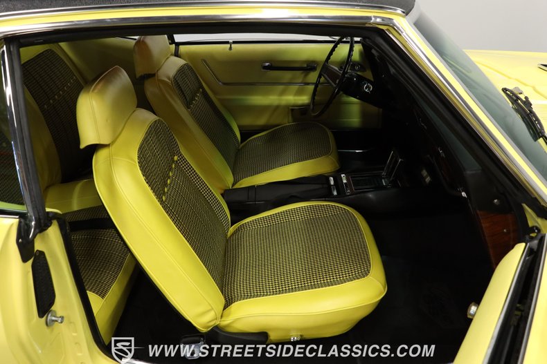 Unknown-Camaro-1969-Daytona-Yellow-Yellow-Houndstooth-8