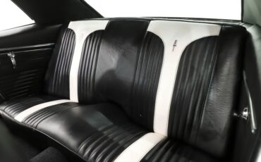Unknown-Camaro-1969-Dover-White-Black-10