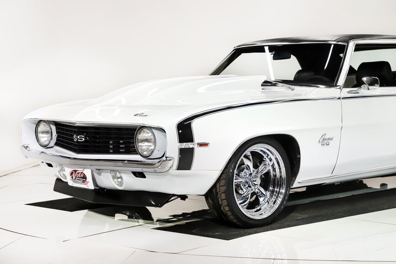 Unknown-Camaro-1969-Dover-White-Black-18