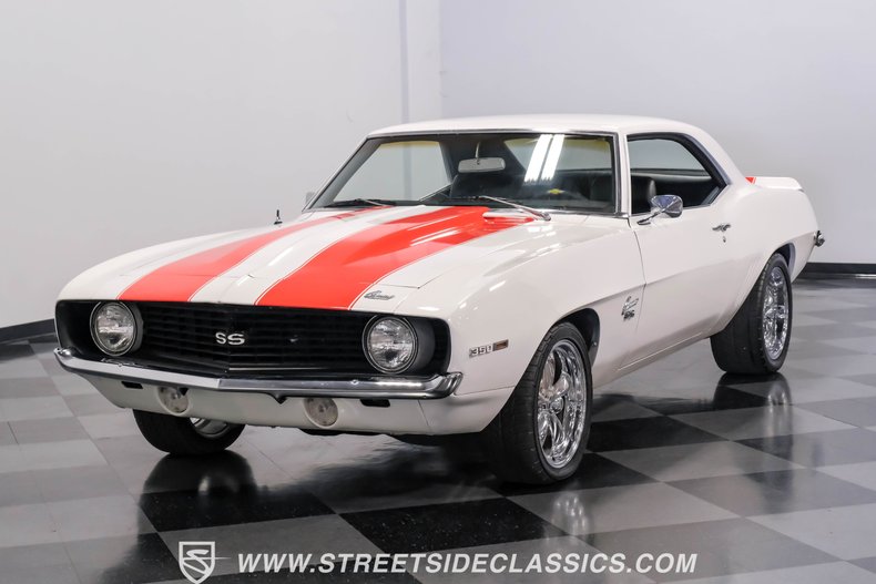 Unknown-Camaro-1969-Dover-White-Black-2