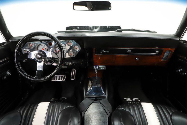 Unknown-Camaro-1969-Dover-White-Black-22