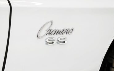 Unknown-Camaro-1969-Dover-White-Black-37